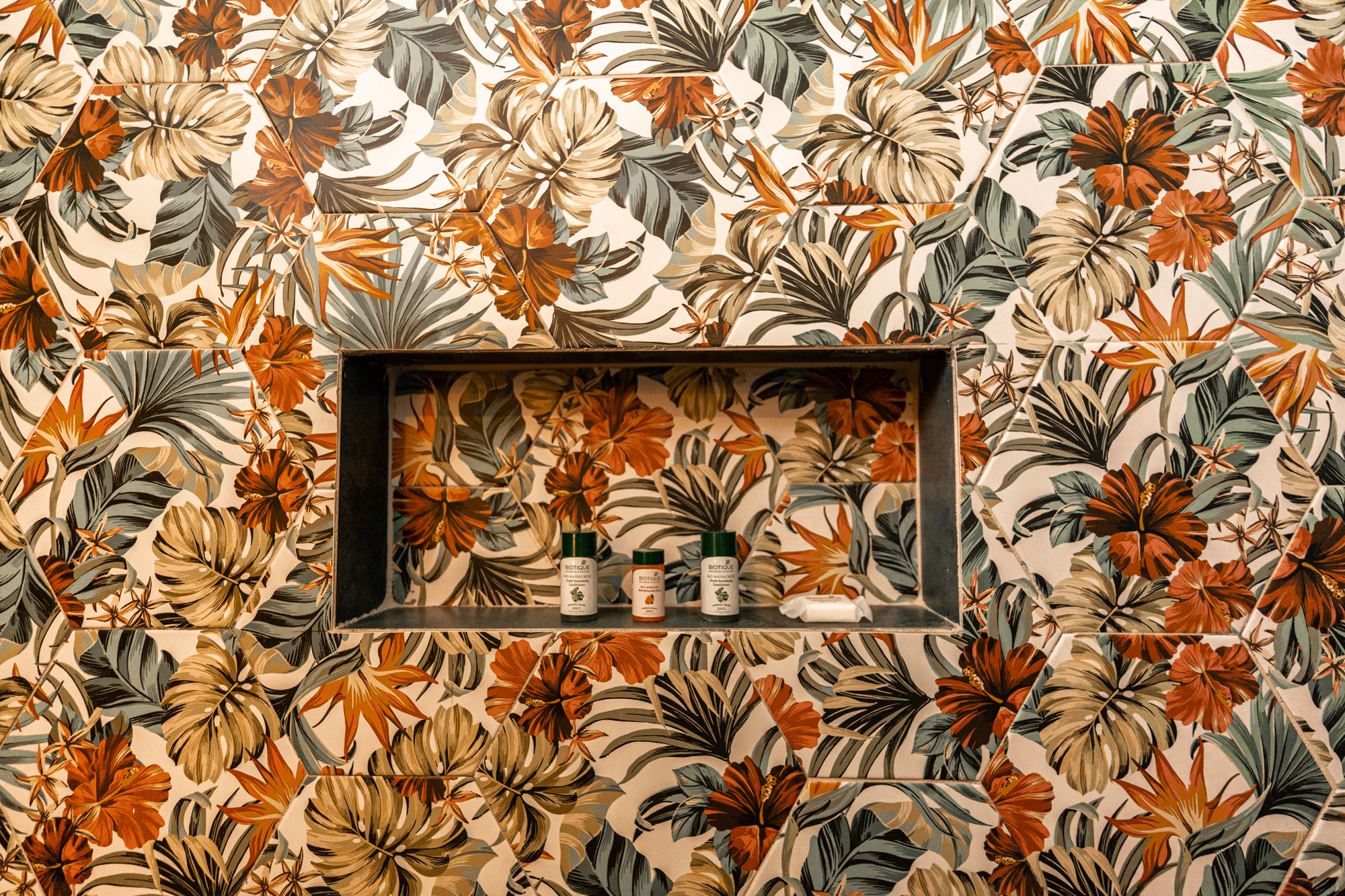 Good Resorts in Ecr for couples